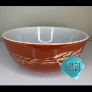 Vintage Wheat Pyrex Mixing Bowl